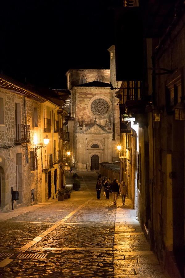 Infinitvm Hotel Siguenza Exterior photo